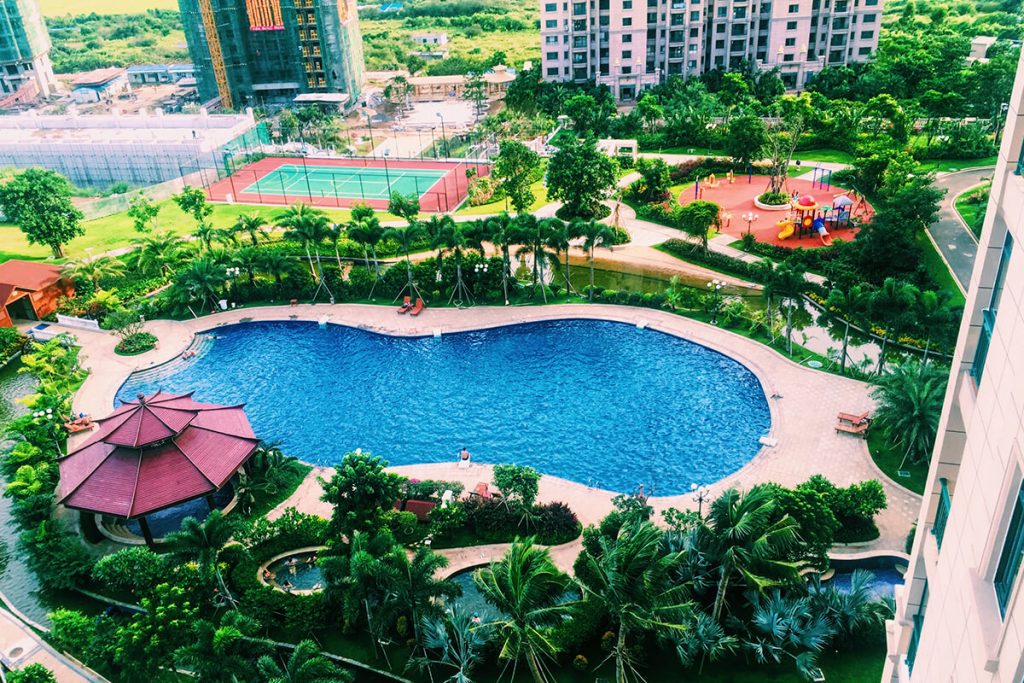 accommodation - travel - china - swimming pool 