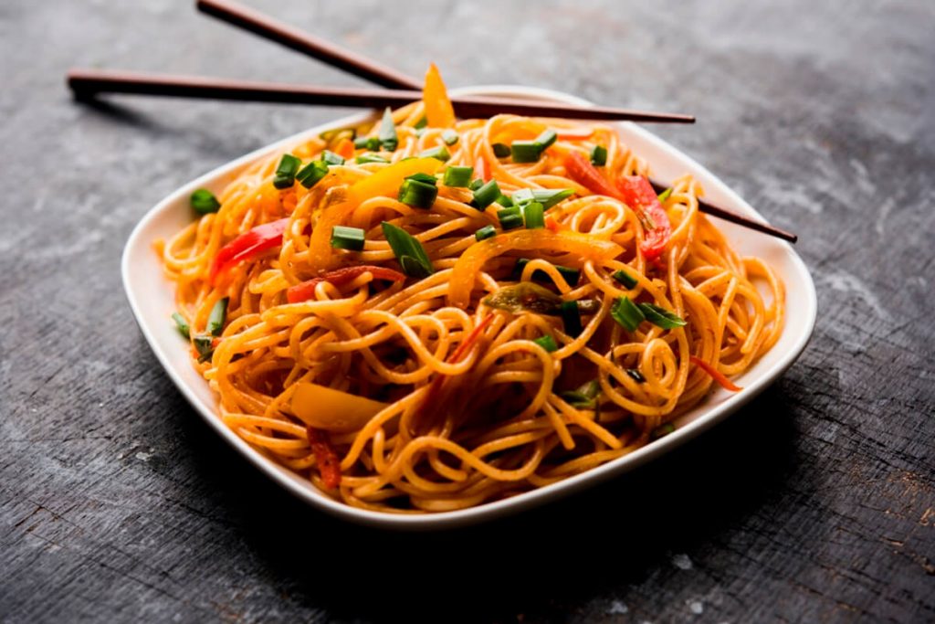 where-what-to eat-china-chow-mein